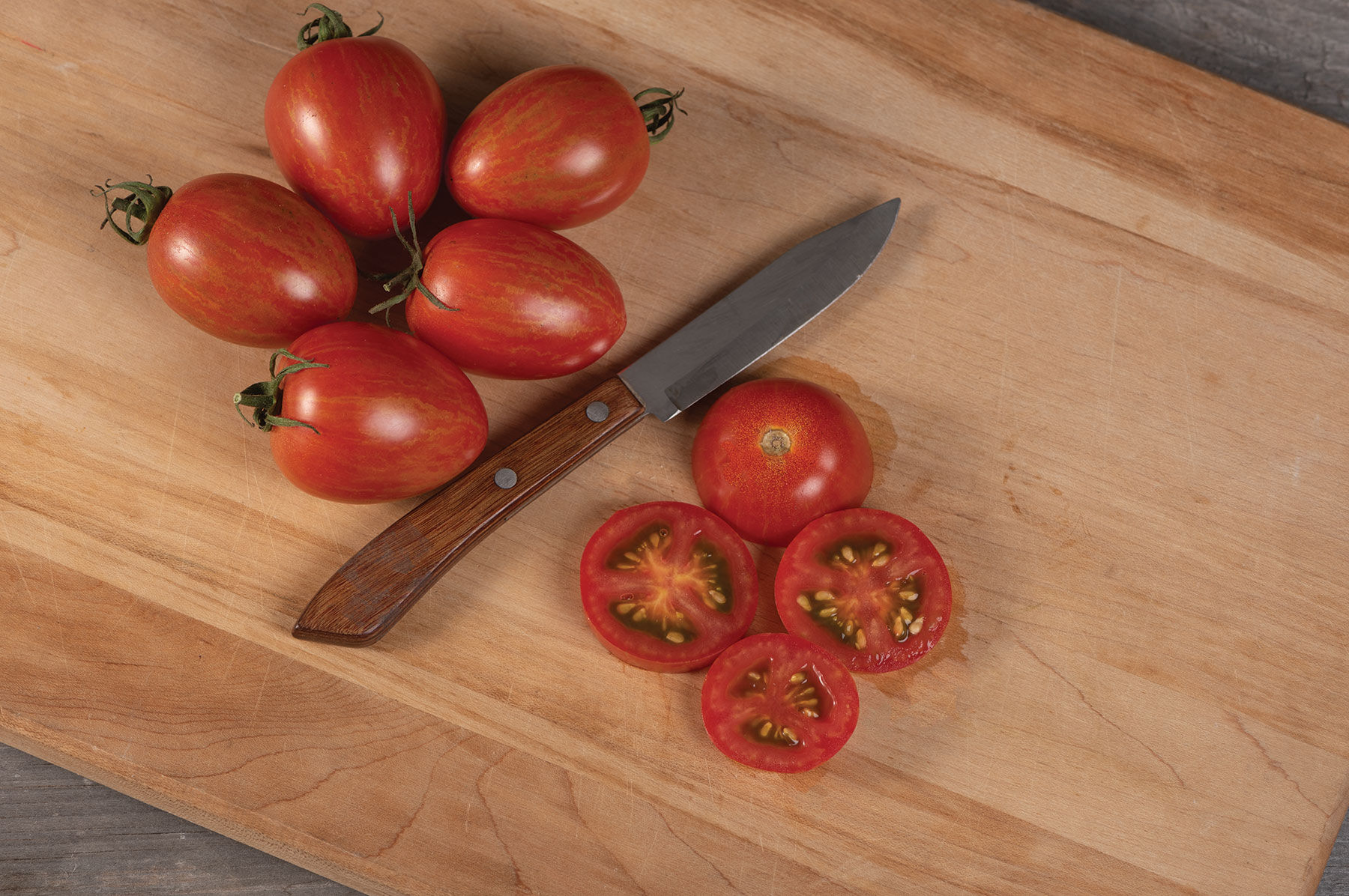 【レッチリとまと】 Red Torch - (F1) Tomato Seed | Johnny's Selected Seeds