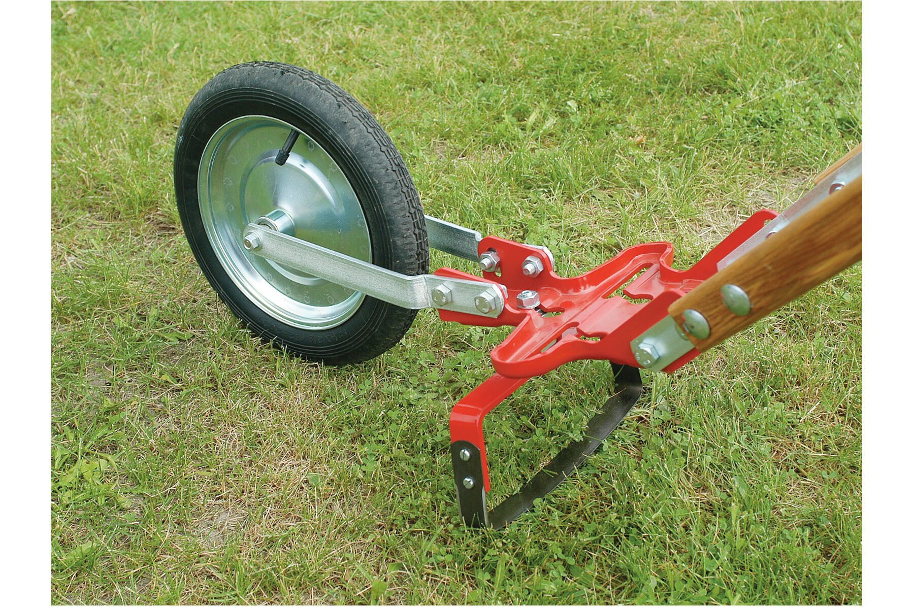 Glaser shop wheel hoe