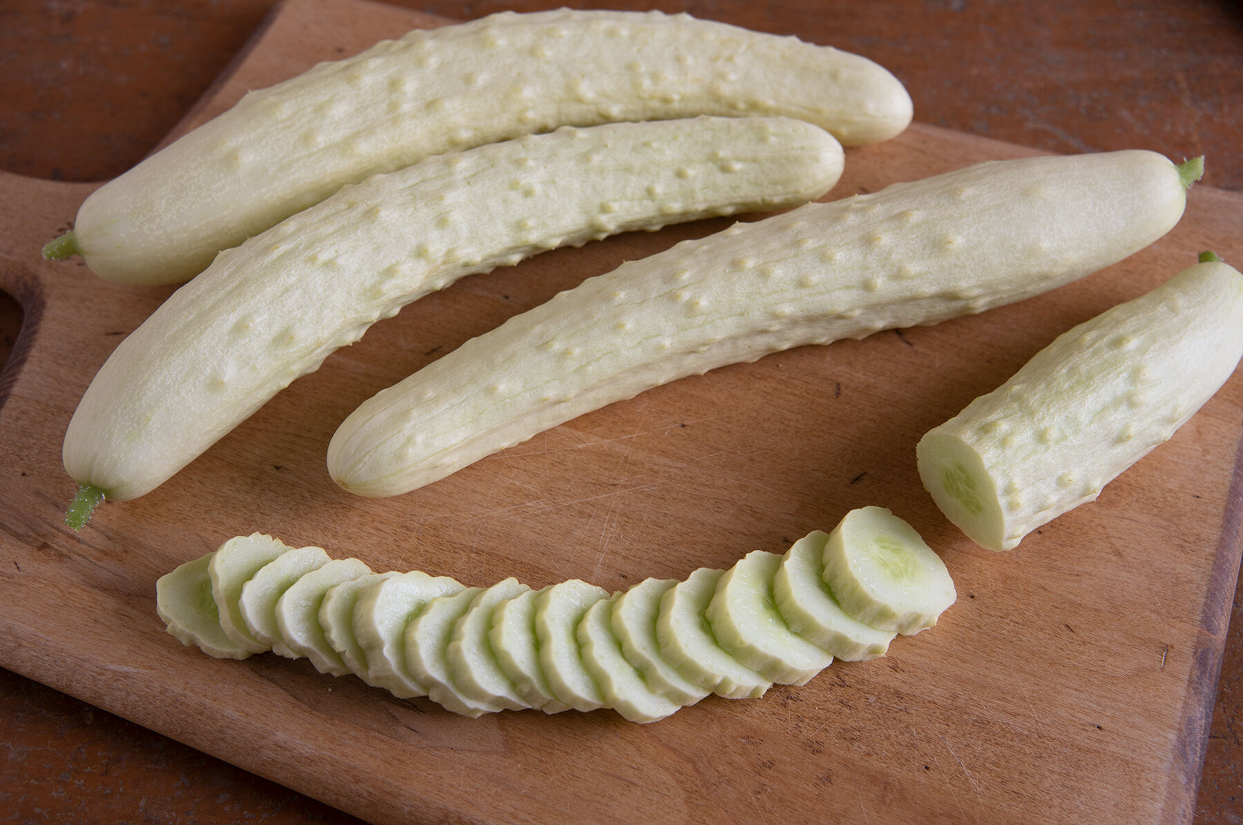 Itachi - (F1) White Cucumber Seeds | Johnny's Selected Seeds