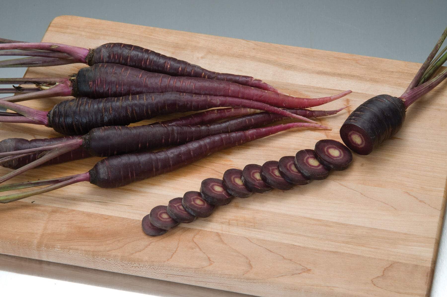 Purple carrot top