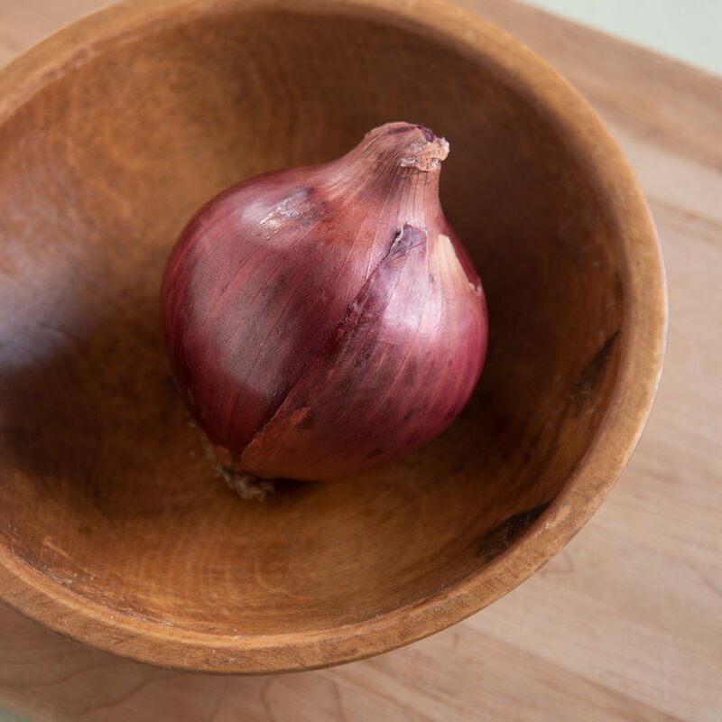 Red Rock Full-Size Onions