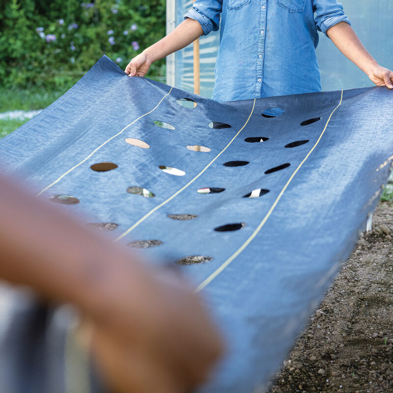 Quick-Plant – 1 x 18 Pattern, 4 x 315' Fabric Mulch