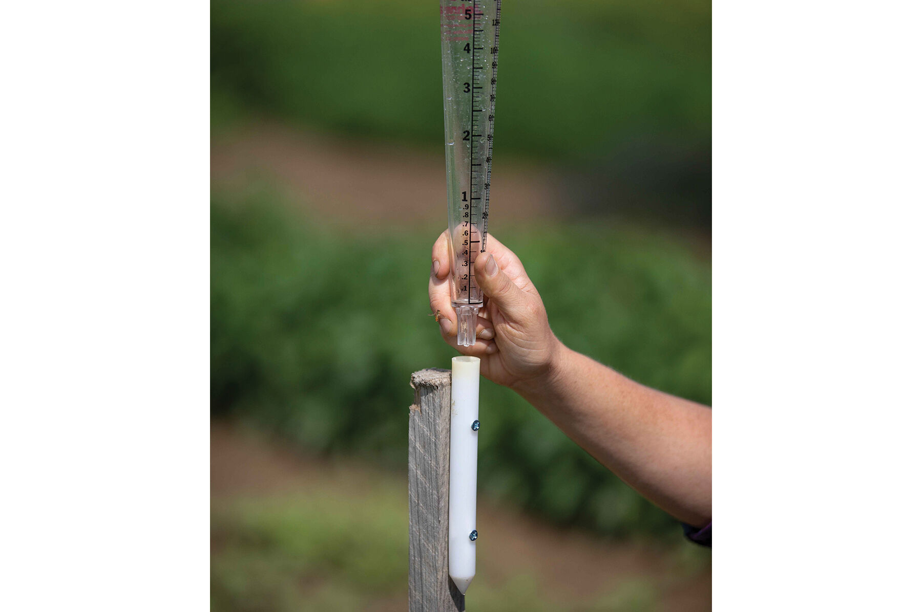 Shock-Proof Rain Gauge Test & Measuring Equipment