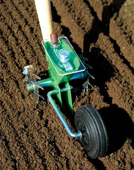 The Glaser is an adaptable, easy to use seeder.