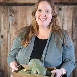 Dr Lindsay Wyatt's Sweet Jade receives AAS Winner Award