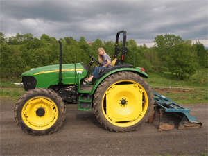 Bedshaper helps keep crops dry