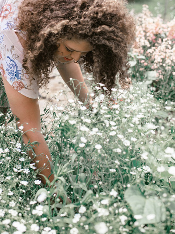 Beth & Jason Syphers host a Summer's Eve Floral Workshop at Crowley House.